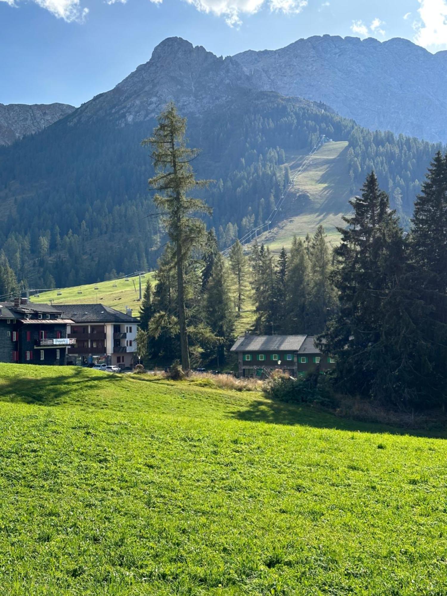 Costalungahouse Trekkingbikeski Selfcheck-In Apartment Carezza al Lago Exterior foto